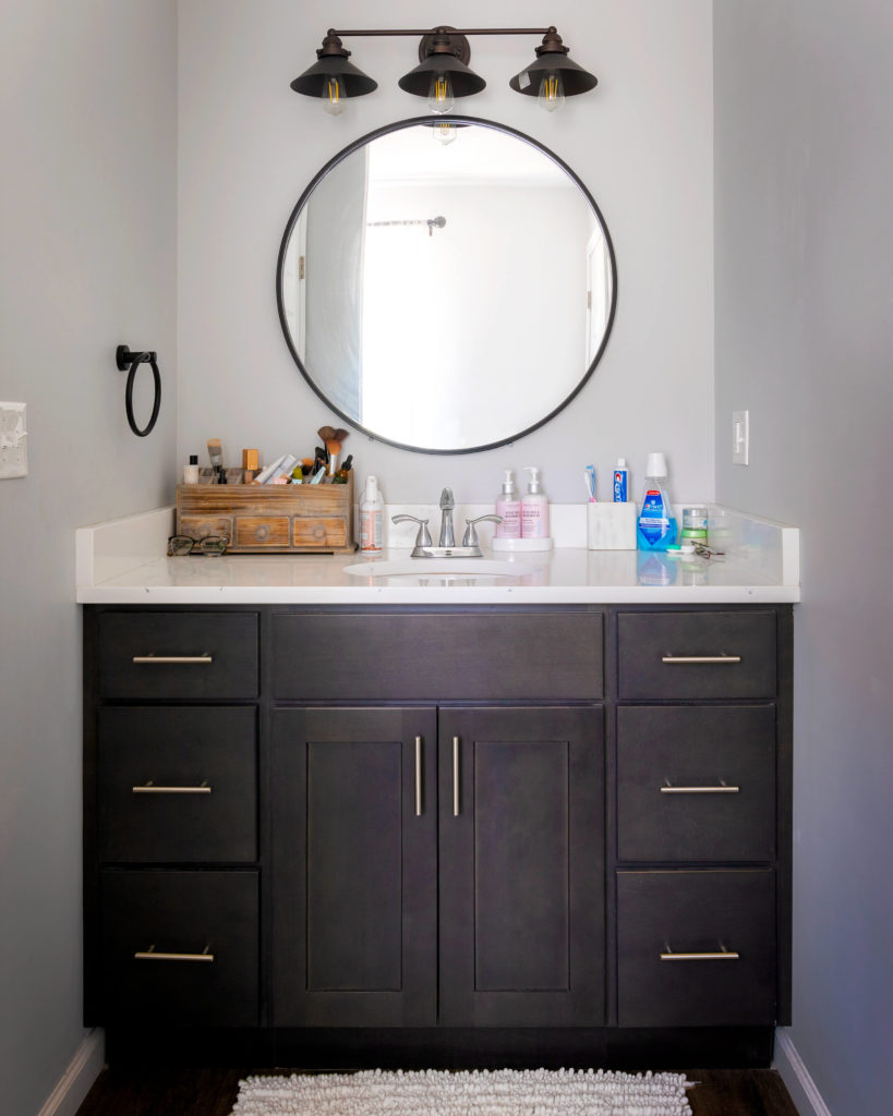 Vanity top and cabinet in upper floor half bath